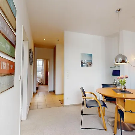 Strandnahe Mit Schwimmbad Im Haus, Liebeskind 80, דירה