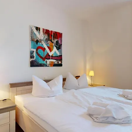 Apartmán Strandnahe Mit Schwimmbad Im Haus, Liebeskind 80, Binz