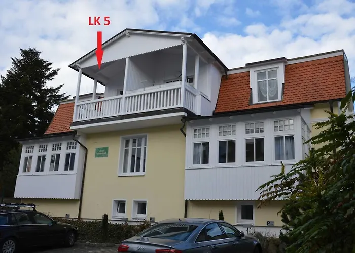 Strandnahe Mit Schwimmbad Im Haus, Liebeskind 80,