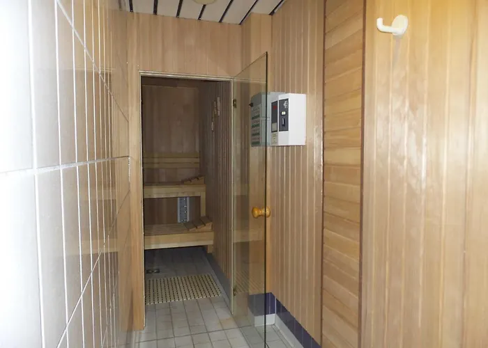 Strandnahe Mit Schwimmbad Im Haus, Liebeskind 80, Apartamento Binz