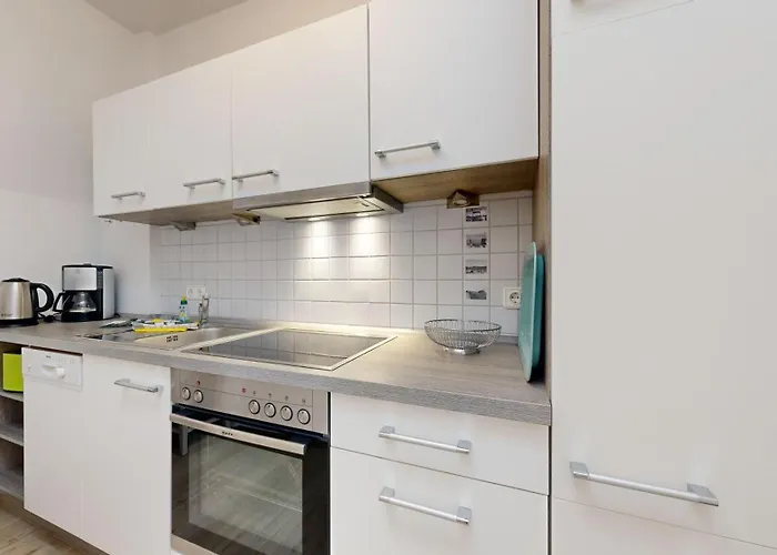 Apartamento Strandnahe Mit Schwimmbad Im Haus, Liebeskind 80, *