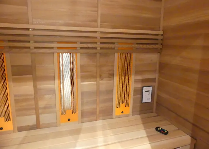 Strandnahe Mit Schwimmbad Im Haus, Liebeskind 80, Apartamento Binz